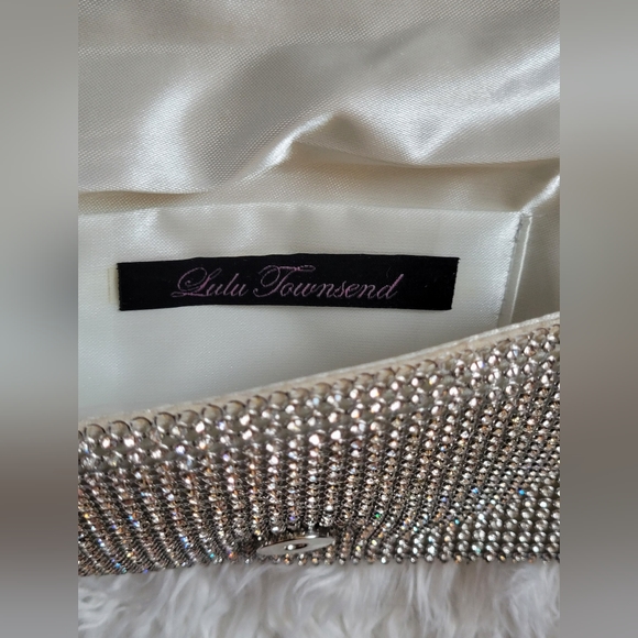 Lulu Townsend Silver Rhinestone Purse - Picture 3 of 5